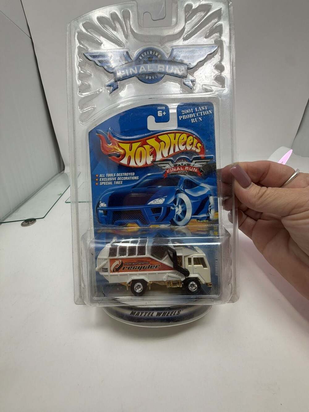Hot Wheels Garbage Truck 2001 Final Run Series 8 of 12